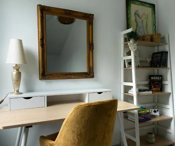 Family Z Pokojem Zabaw - Centrum - 66 M Apartment Kudowa Zdroj